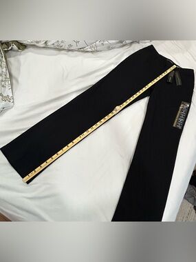 Lee Women’s Black Straight Leg Pants Size 4 Medium Relaxed Fit Effortless NWT